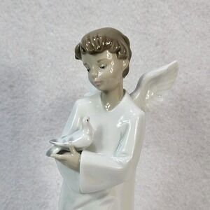 NAO by Lladro Protecting Angel Boy with Dove Porcelain  Figurine #1261